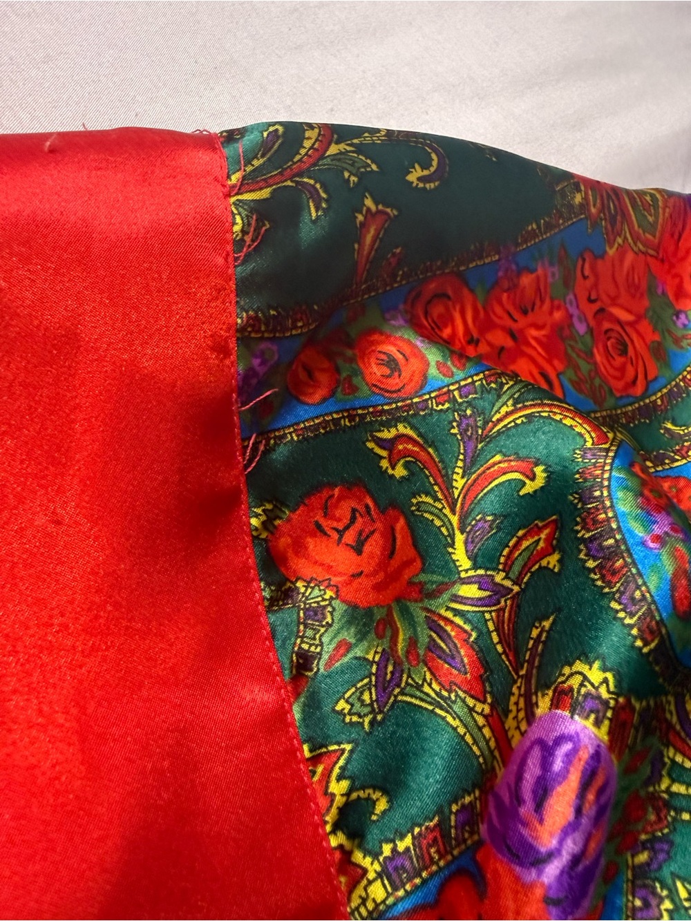 VTG Victoria's Secret Gold Label Kimono Short Robe One Size Multi Color Roses - Picture 4 of 11